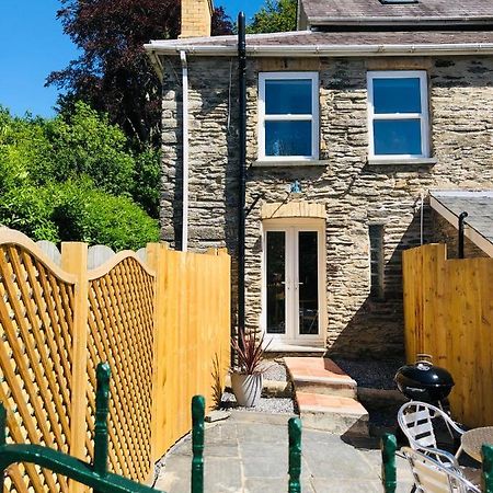 Mount Cottage نيوكاسل املين المظهر الخارجي الصورة